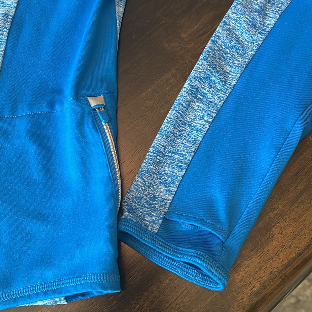 Athleta Pullover - image 8